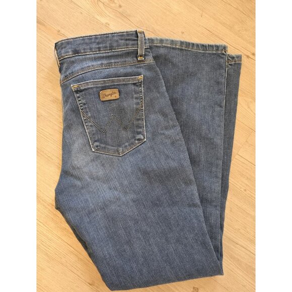 Women's Wrangler‎ Reg Body Boot Cut 32x30 - Picture 4 of 6